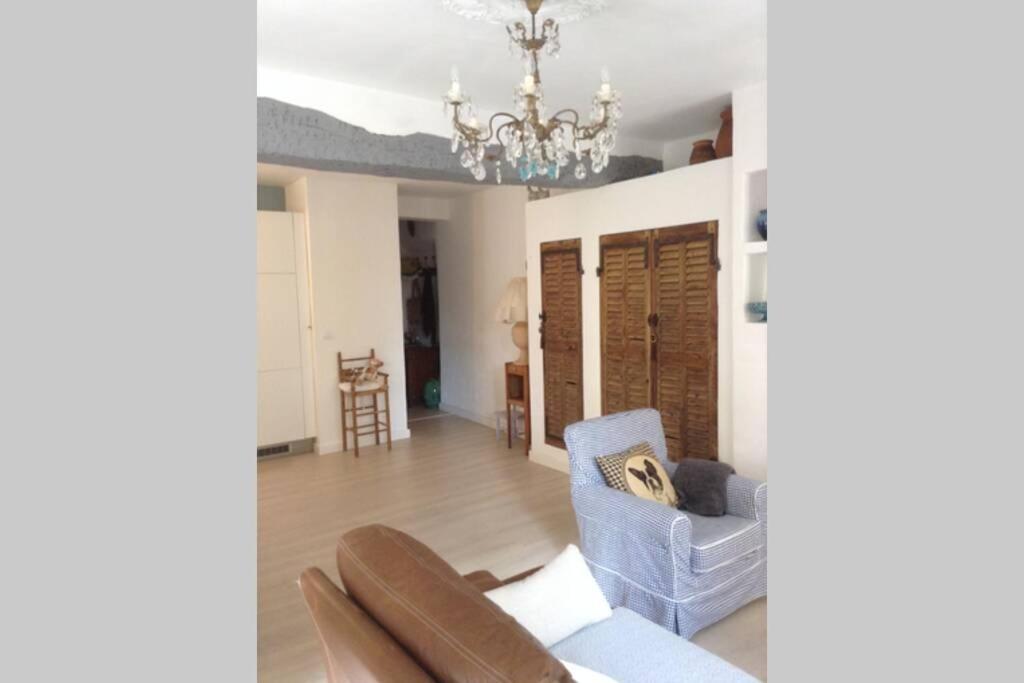 L'Appart A Cotignac, Tout Compris, Calme Et Confort Buitenkant foto
